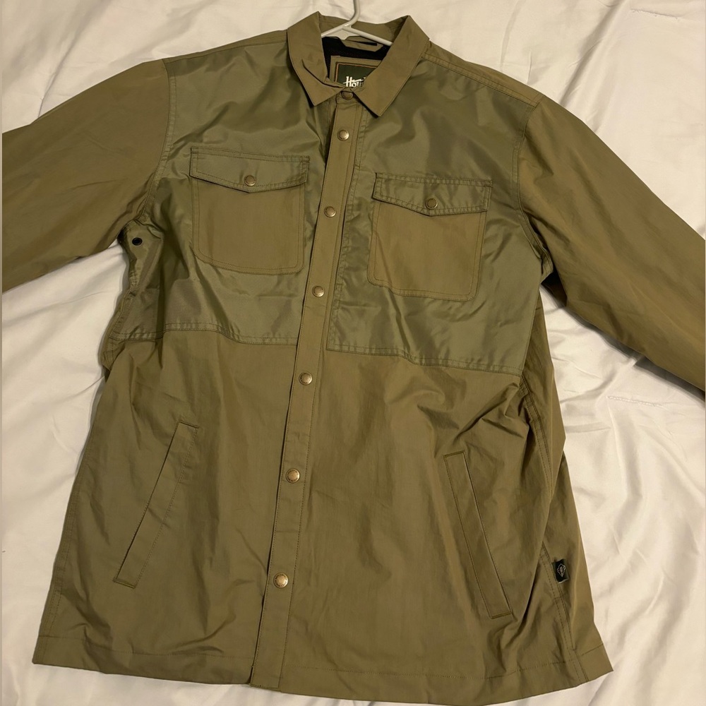 Howler Bros windbreaker/rain jacket